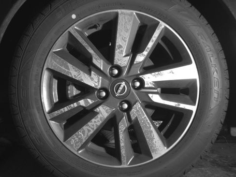 Used 2025 Nissan Versa SV FWD image 12