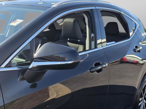 Certified 2025 Lexus NX 250 FWD w/ Premium Package image 30