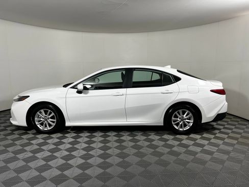 Certified 2025 Toyota Camry LE image 8