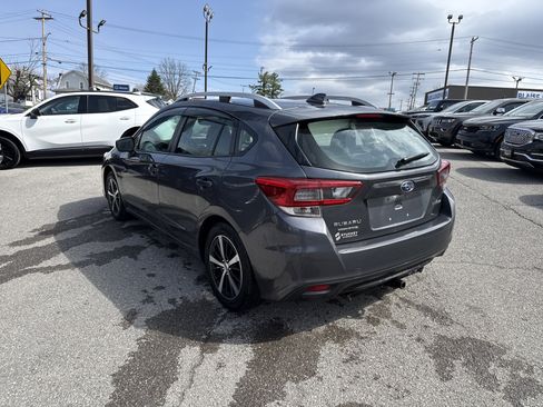 Used 2022 Subaru Impreza Premium image 6