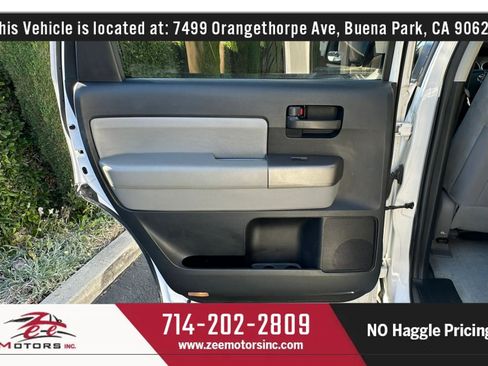 Used 2011 Toyota Sequoia SR5 RWD image 48