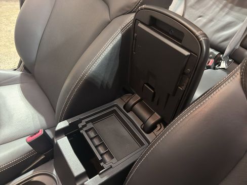 Used 2015 Subaru Forester 2.5i Limited image 20