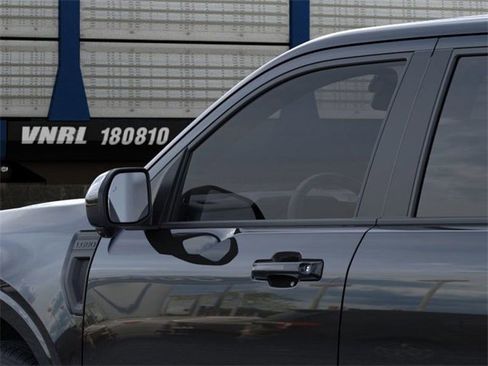 New 2025 Ford Maverick Lobo image 21