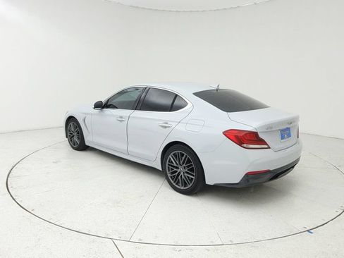 Used 2019 Genesis G70 2.0T Advanced RWD image 17