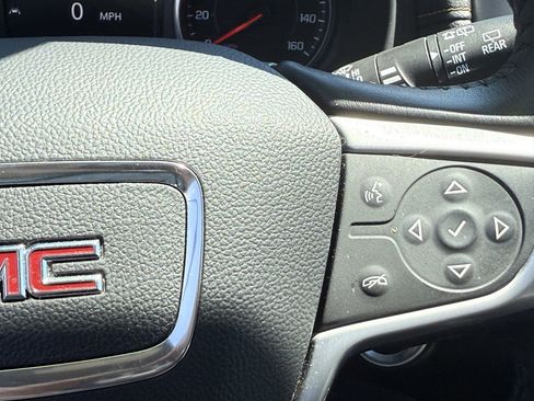 Used 2020 GMC Terrain SLT image 17