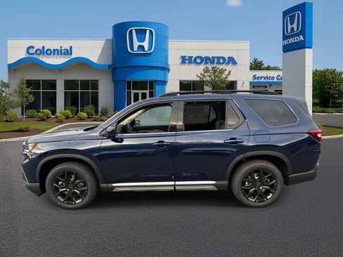 New 2025 Honda Pilot Touring image 3