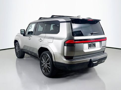 Certified 2025 Lexus GX 550 image 7