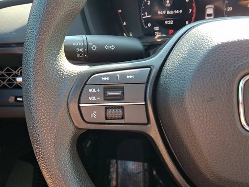 Used 2024 Honda Accord EX image 21