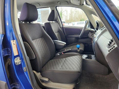 Used 2007 Suzuki SX4 AWD Hatchback image 14