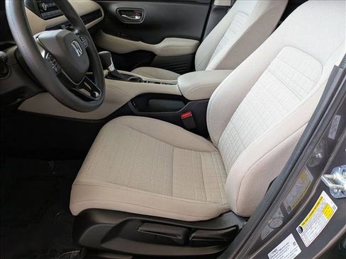 Certified 2025 Honda HR-V LX image 15