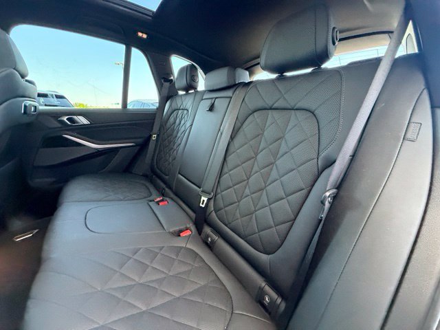 Certified 2024 BMW X5 sDrive40i w/ Premium Package RWD image 31