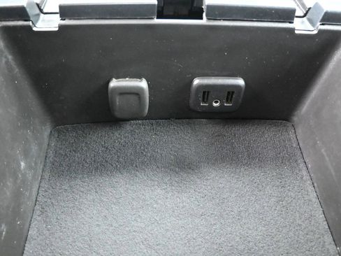 Used 2017 Chevrolet Silverado 2500 W/T image 19