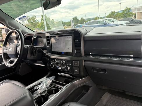 Used 2023 Ford F350 Lariat w/ Tremor Off-Road Package AWD/4WD image 29