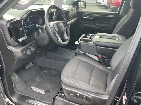 Used 2024 Chevrolet Silverado 1500 RST image 13