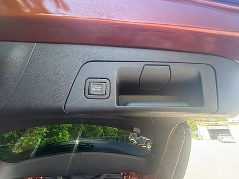 Used 2021 Buick Envision Preferred FWD image 23