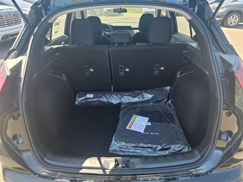 New 2025 Nissan Kicks Play S image 22