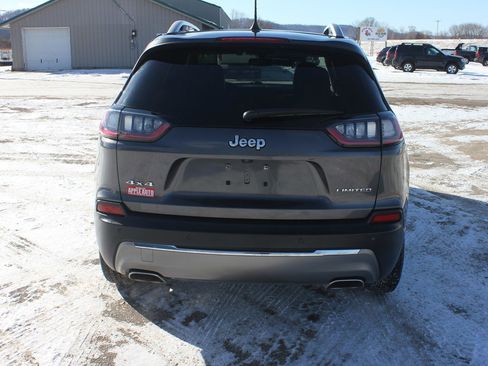 Used 2019 Jeep Cherokee Limited w/ Luxury Group image 7