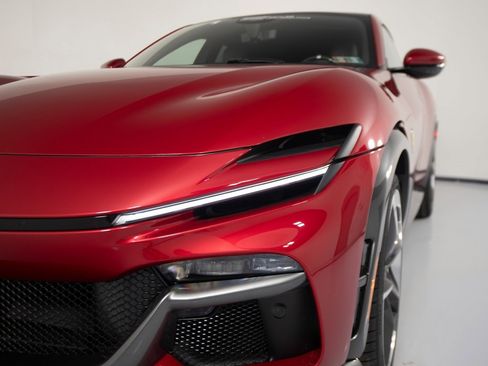 Used 2025 Ferrari Purosangue image 52