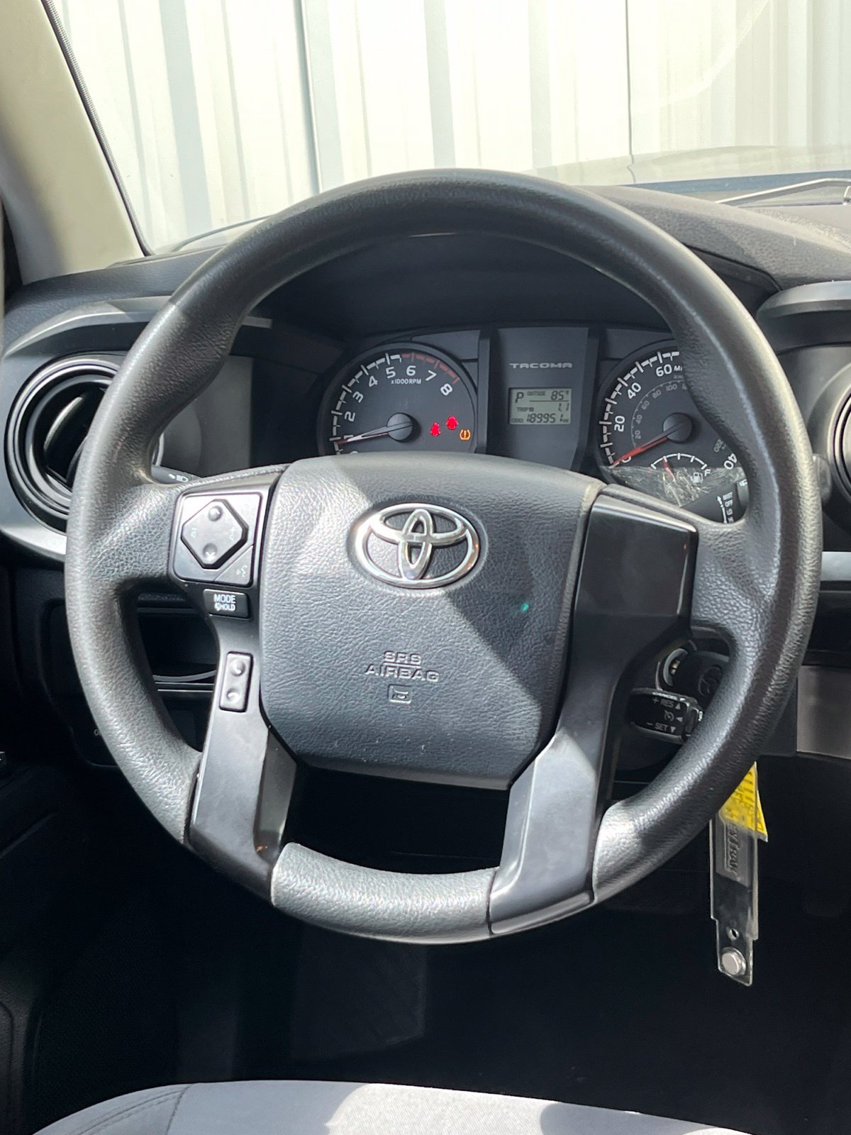 Used 2017 Toyota Tacoma SR w/ SR Convenience Package RWD image 19
