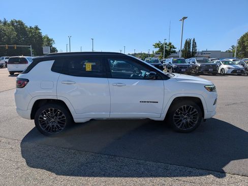 Used 2022 Jeep Compass High Altitude AWD/4WD image 7