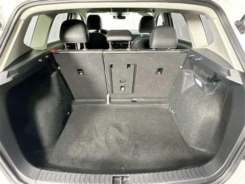 Used 2024 Volkswagen Taos SE image 30