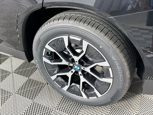 Used 2025 BMW X3 xDrive30i w/ Premium Package image 35