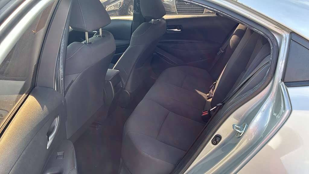 Used 2021 Toyota Corolla LE FWD image 9
