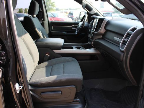 Used 2019 RAM 1500 Big Horn AWD/4WD image 26