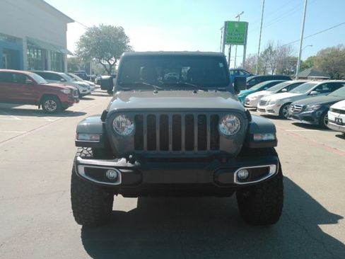 Used 2022 Jeep Gladiator Sport AWD/4WD image 3