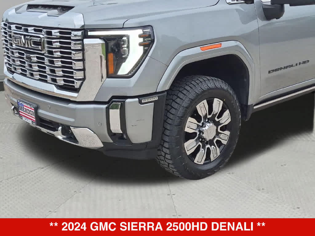 Used 2024 GMC Sierra 2500 Denali w/ Denali Reserve Package AWD/4WD image 11