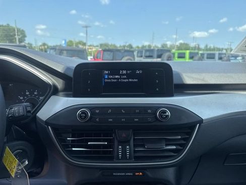 Used 2022 Ford Escape S FWD image 16