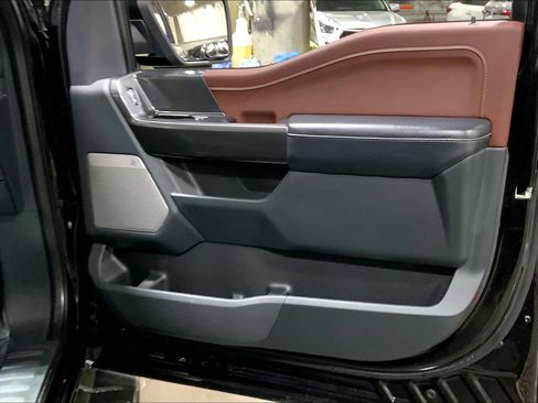 Used 2021 Ford F150 Lariat w/ Equipment Group 502A High image 23