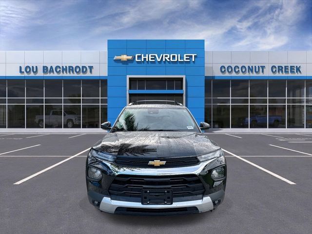 Used 2021 Chevrolet TrailBlazer LT w/ Convenience Package AWD/4WD image 3