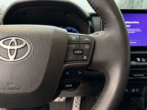 Used 2025 Toyota Camry XSE image 50