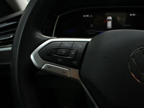 Used 2024 Volkswagen Jetta SE image 25