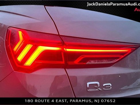 Used 2025 Audi Q3 2.0T Premium w/ Convenience Package image 21