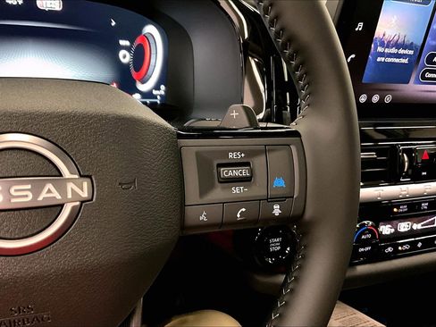 New 2026 Nissan Pathfinder Platinum w/ Lighting Package AWD/4WD image 24