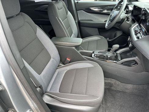 Certified 2024 Chevrolet TrailBlazer LT w/ Driver Confidence Package image 28