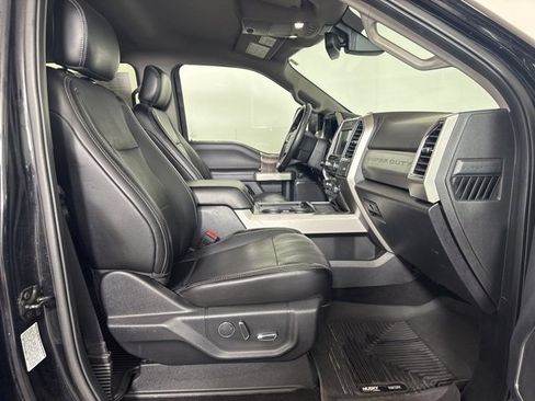 Used 2018 Ford F350 Lariat w/ Lariat Ultimate Package image 4