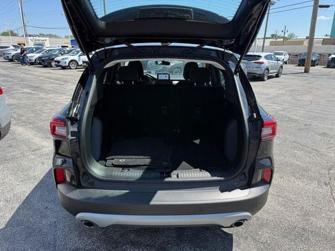 Used 2023 Ford Escape AWD image 6