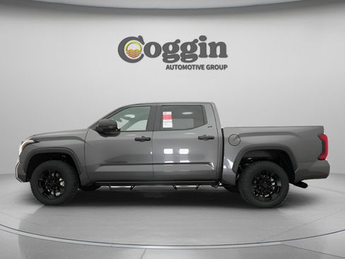 New 2026 Toyota Tundra SR5 AWD/4WD image 8