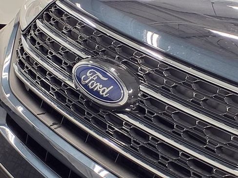Certified 2023 Ford Explorer XLT w/ Equipment Group 202A AWD/4WD image 16