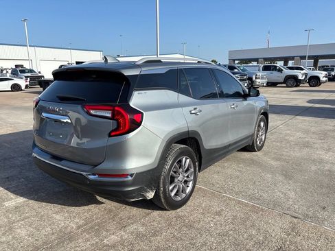 Used 2023 GMC Terrain SLT w/ Infotainment Package II FWD image 5