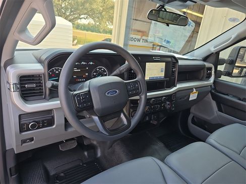 New 2026 Ford F350 XL w/ FX4 Off-Road Package image 13