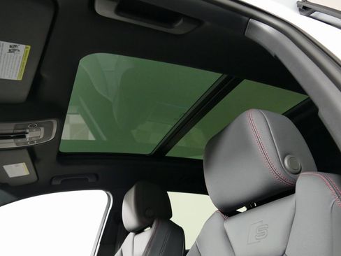 New 2025 Audi Q3 2.0T Premium Plus image 29