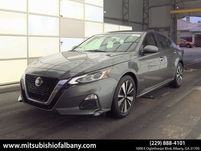 Used 2021 Nissan Altima 2.5 SV