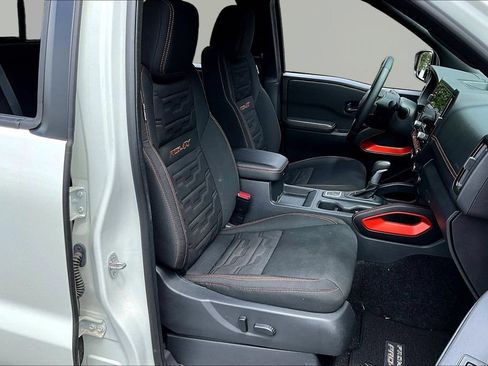 Used 2026 Nissan Frontier PRO-4X AWD/4WD image 29