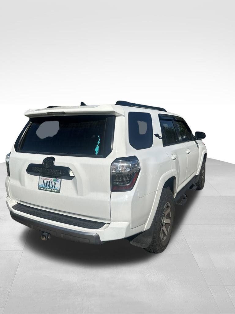 Used 2021 Toyota 4Runner TRD Off-Road Premium w/ Moonroof Package AWD/4WD image 5