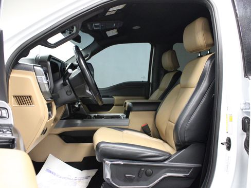 Used 2024 Ford F350 Lariat w/ Lariat Ultimate Package image 12