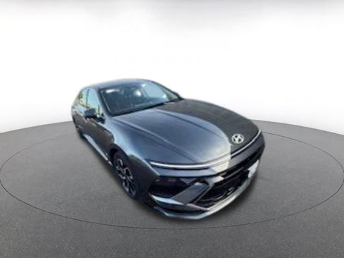 Used 2025 Hyundai Sonata SEL image 1